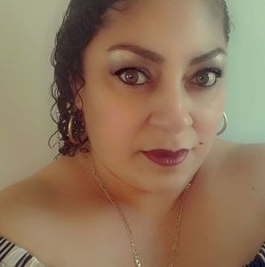 Meet your Posher, Valentina